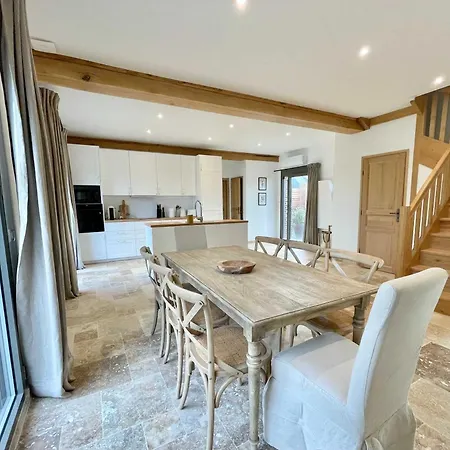 Maison Des Pommiers Elegant House Near Deauville Prázdninový dům *