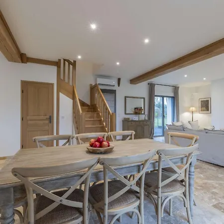 Maison Des Pommiers Elegant House Near Deauville Cricquebœuf